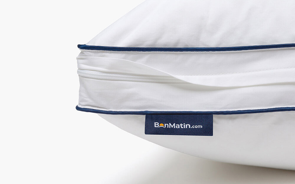 GM-Pillows-Feb24Edits-1000x625-5 Close-up of the zipper hidden under a fabric flap on the Adjustable Memory Foam Pillow